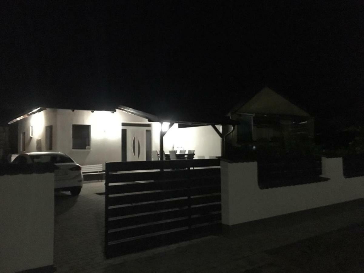 Tisza Dream Apartman Tiszakécske Exteriér fotografie